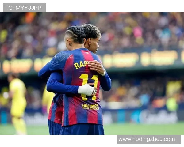 巴塞罗那与比利亚雷亚尔精彩对决回放全程回顾与分析